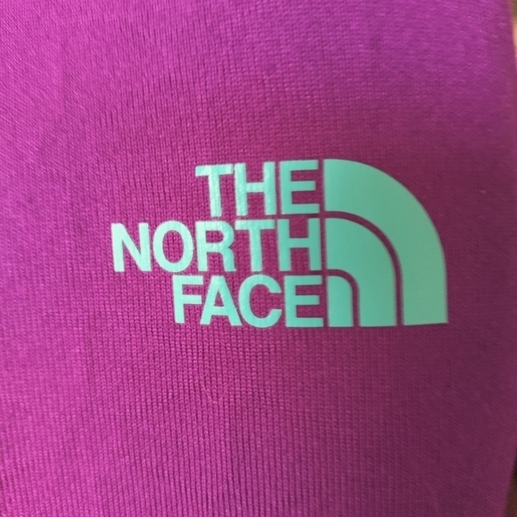 The North Face zip up SP - Picture 3 of 9